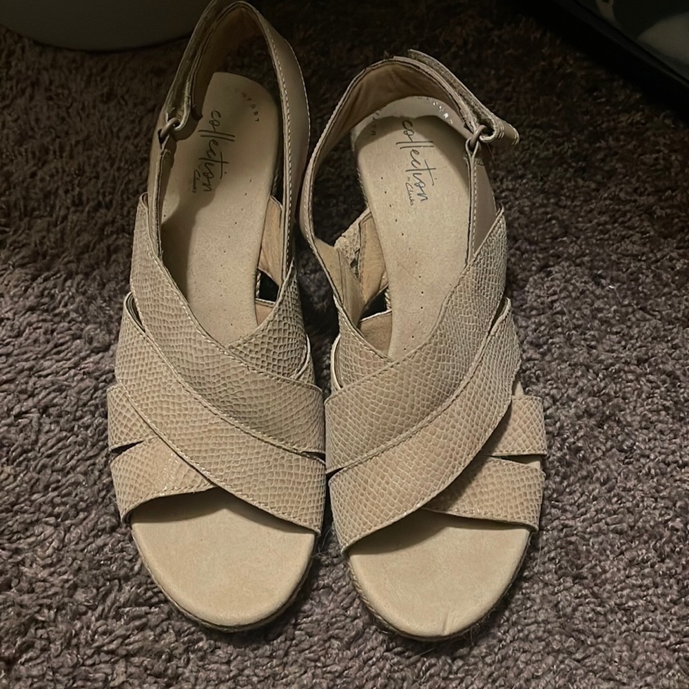 Clarks wedges brand new size 9.5